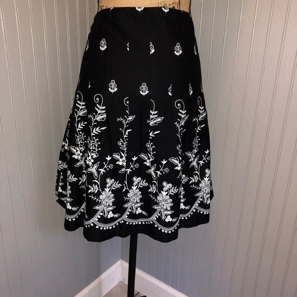 Torrid Embellished Full Skirt - Picture 5 of 7